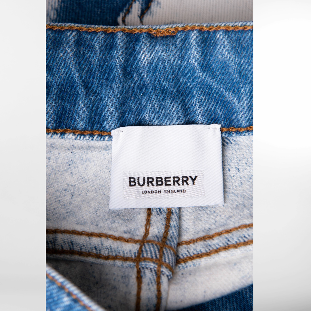 RRP £580 BNWT BURBERRY Size 4 Womens Jeans Size W27, Logo Patch, Bleached, Slim Fit, Made In Italy